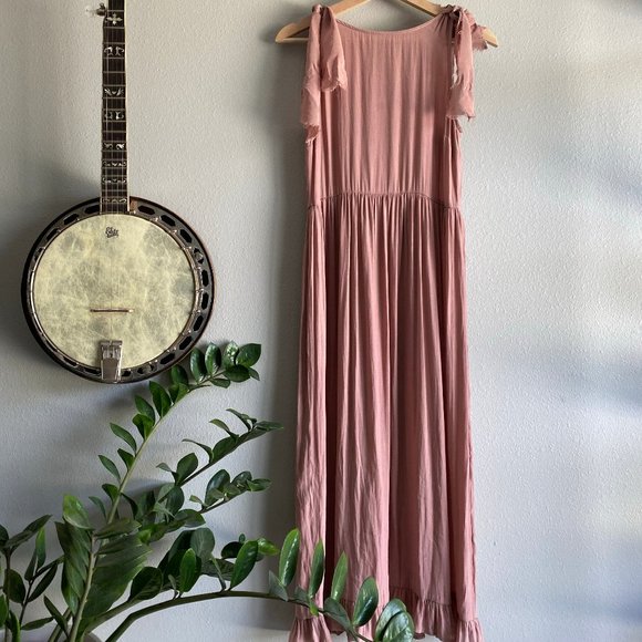 3/$25 Maxidress in Mauve - Picture 1 of 3
